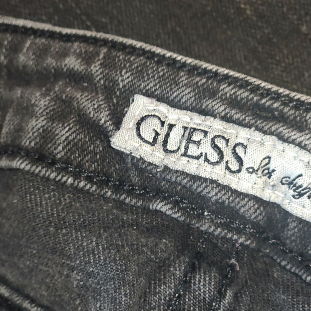 Guess Women's Black Jeans - Picture 4 of 7